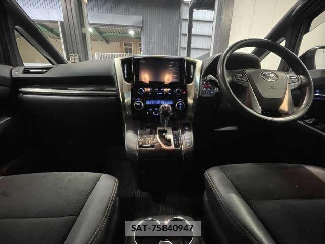 Toyota ALPHARD 2021-08 8740193-11