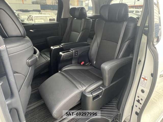 Toyota ALPHARD 2020-12 8740184-13