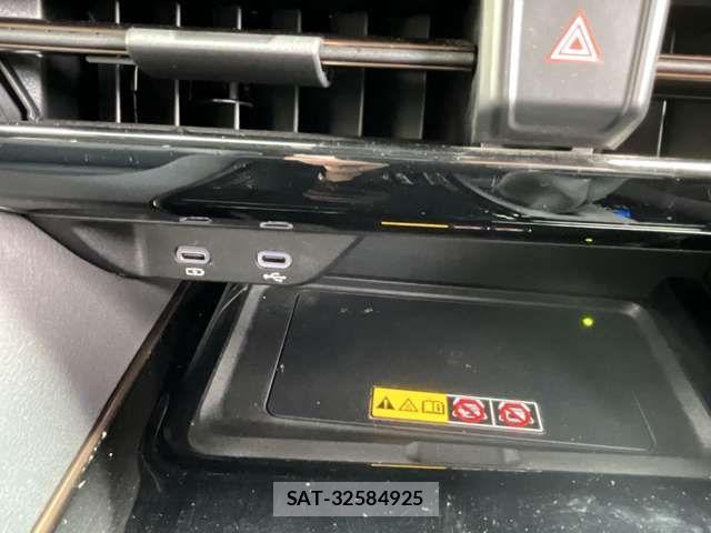 Toyota ALPHARD 2024-12 8740154-12