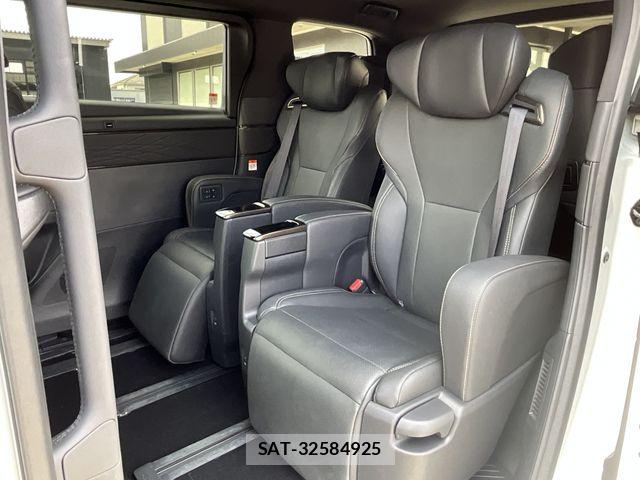 Toyota ALPHARD 2024-12 8740154-18