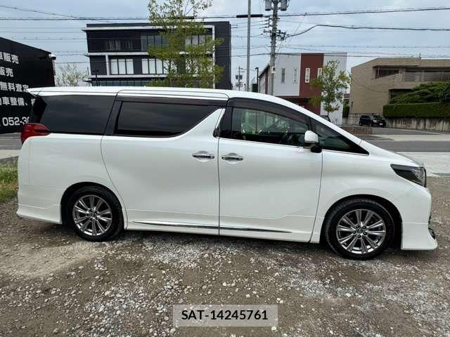 Toyota ALPHARD 2017-02 8740197-18