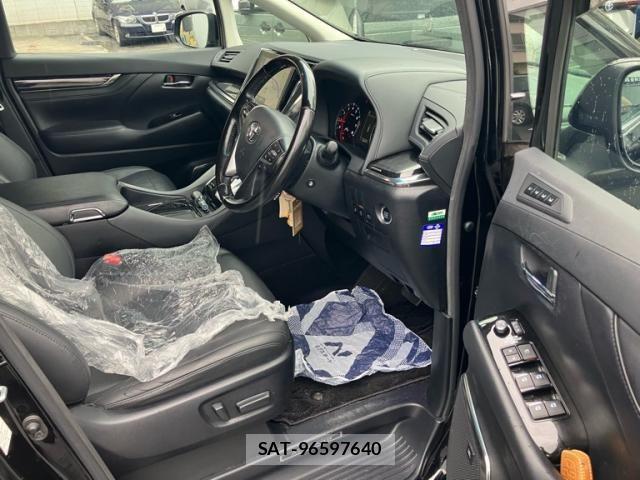 Toyota ALPHARD 2020-03 8740198-10