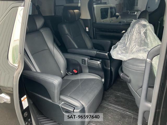 Toyota ALPHARD 2020-03 8740198-12