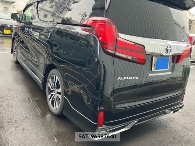 Toyota ALPHARD 2020-03 8740198-3