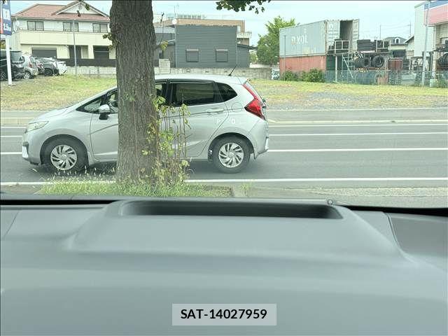 Toyota ALPHARD 2023-11 8740150-16
