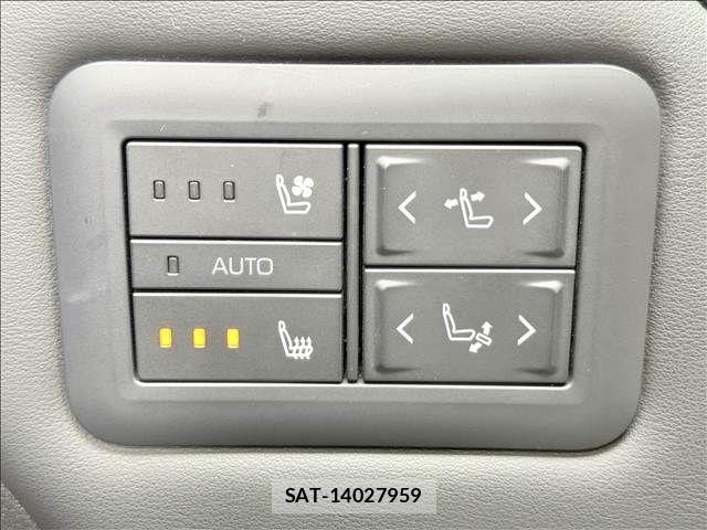 Toyota ALPHARD 2023-11 8740150-28