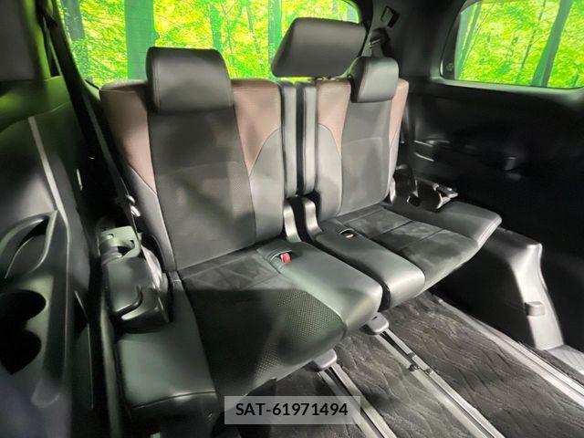 Toyota ALPHARD 2017-12 8740199-9