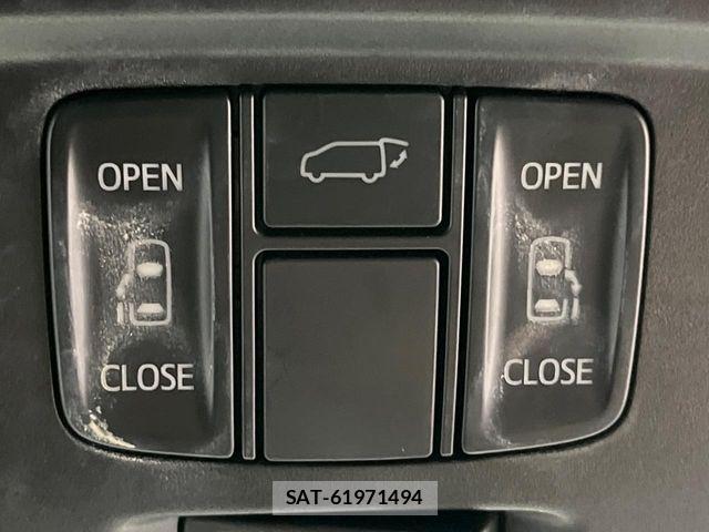 Toyota ALPHARD 2017-12 8740199-4