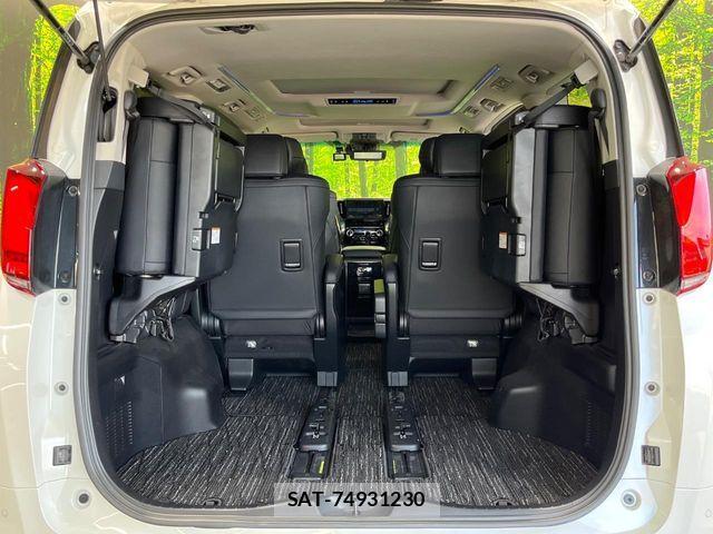Toyota ALPHARD 2019-10 8740171-10