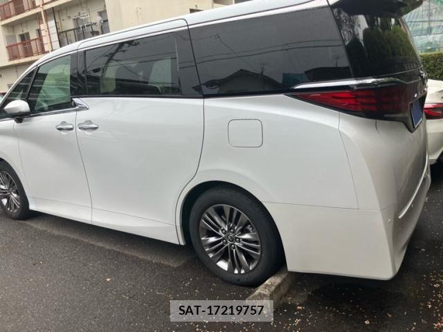 Toyota ALPHARD 2024-01 8740156-4