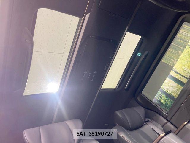 Toyota ALPHARD 2025-08 8740147-5