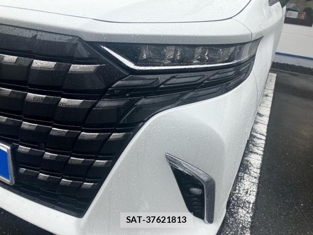 Toyota ALPHARD 2024-01 8740146-2