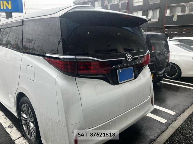 Toyota ALPHARD 2024-01 8740146-5