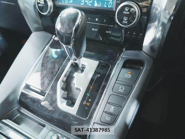 Toyota ALPHARD 2018-10 8740178-18