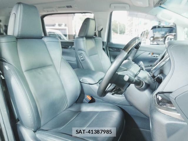 Toyota ALPHARD 2018-10 8740178-22