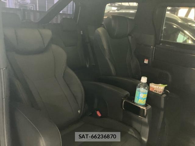 Toyota ALPHARD 2024-03 8740155-13