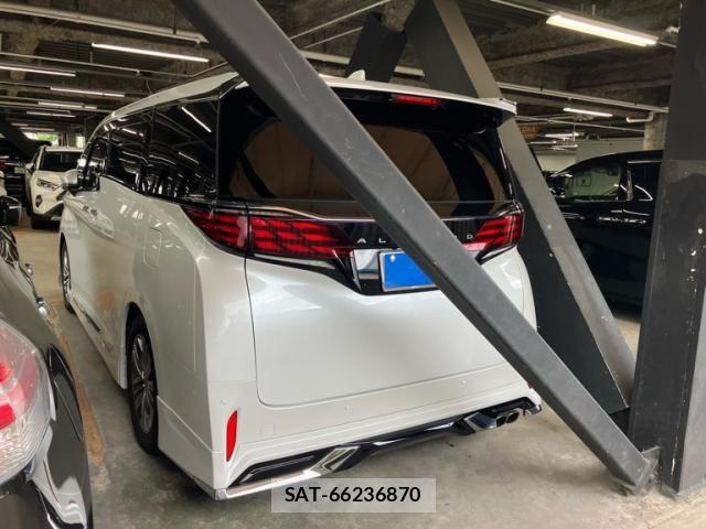 Toyota ALPHARD 2024-03 8740155-2