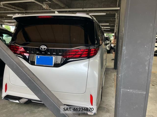 Toyota ALPHARD 2024-03 8740155-3