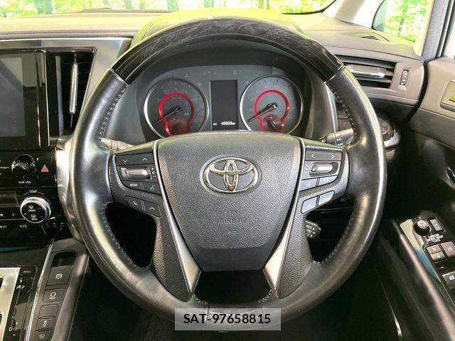 Toyota ALPHARD 2020-04 8740168-11
