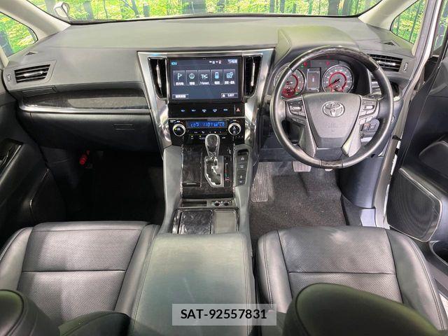 Toyota ALPHARD 2018-07 8740173-1