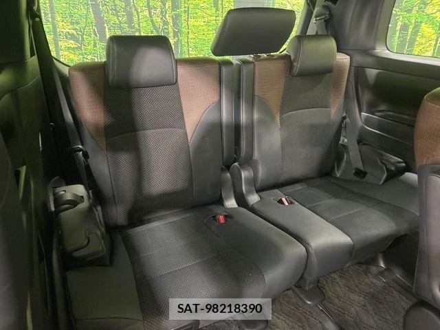 Toyota ALPHARD 2017-04 8740183-9