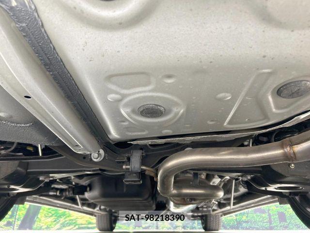 Toyota ALPHARD 2017-04 8740183-18