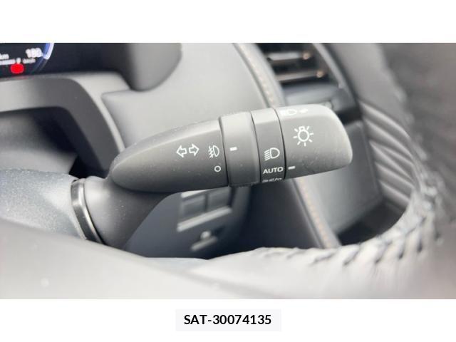 Toyota ALPHARD 2026-05 8740128-14