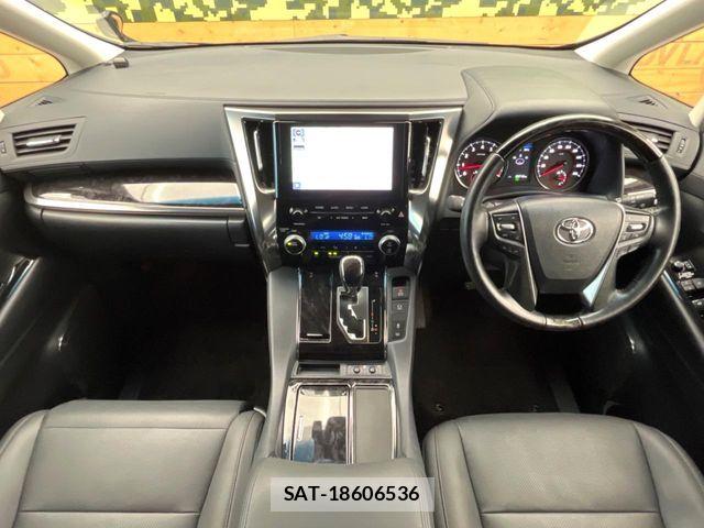 Toyota ALPHARD 2021-04 8740167-1