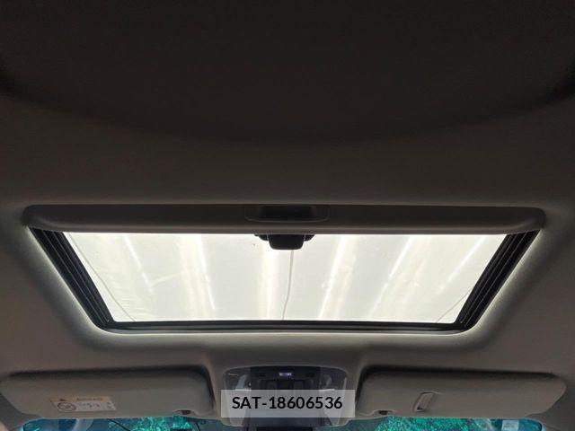 Toyota ALPHARD 2021-04 8740167-4