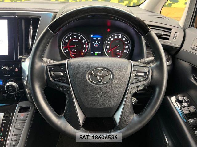 Toyota ALPHARD 2021-04 8740167-7