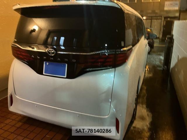 Toyota ALPHARD 2023-10 8740131-1