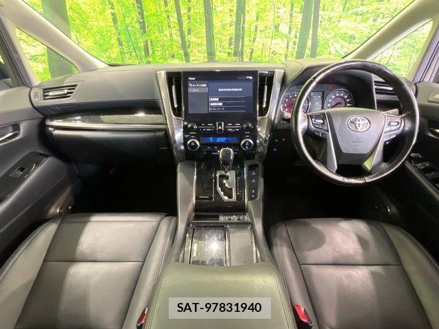 Toyota ALPHARD 2021-06 8740164-1