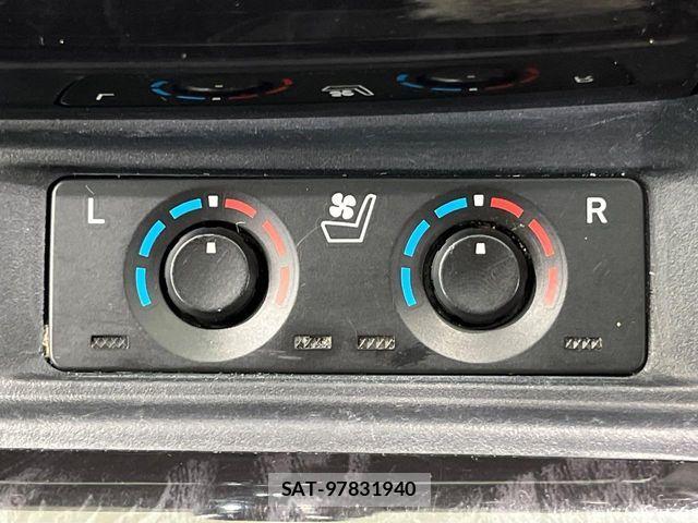 Toyota ALPHARD 2021-06 8740164-6