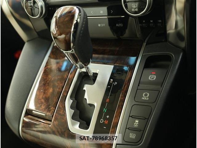 Toyota ALPHARD 2019-01 8740194-9