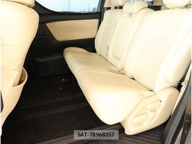 Toyota ALPHARD 2019-01 8740194-15