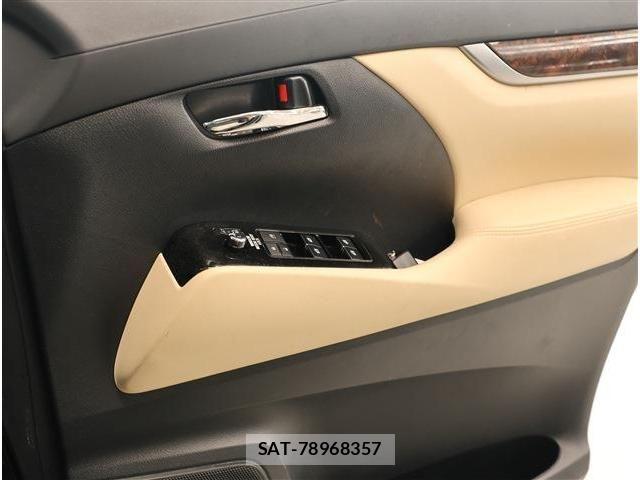 Toyota ALPHARD 2019-01 8740194-5