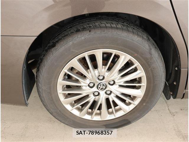 Toyota ALPHARD 2019-01 8740194-8
