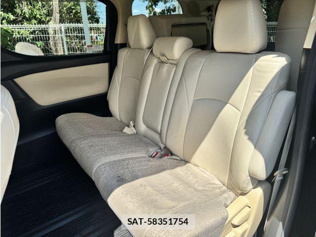 Toyota ALPHARD 2015-06 8740204-4