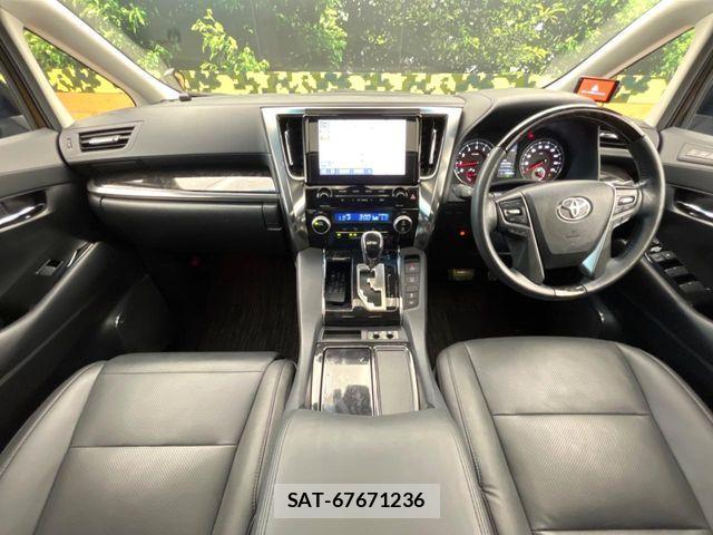 Toyota ALPHARD 2022-11 8740159-1