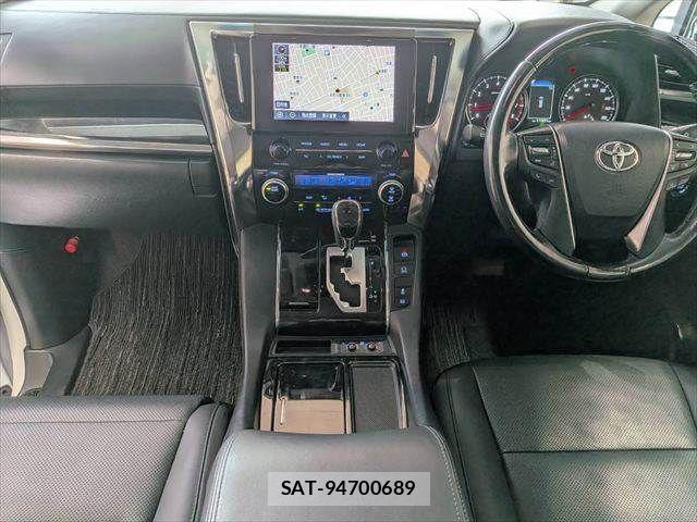 Toyota ALPHARD 2021-07 8740192-2