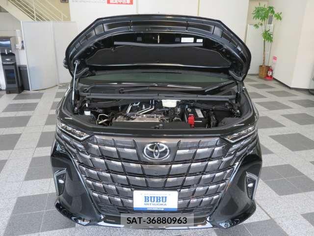 Toyota ALPHARD 2025-02 8740130-29