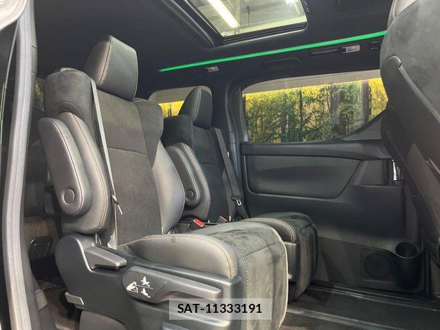 Toyota ALPHARD 2021-06 8740176-8