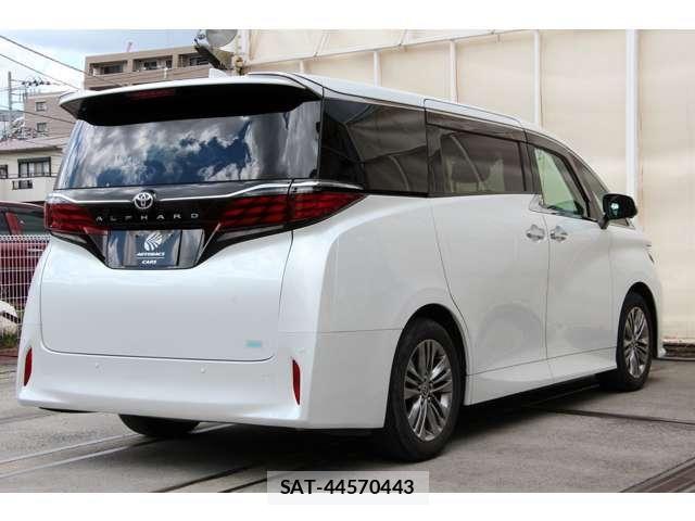 Toyota ALPHARD 2023-10 8740153-23