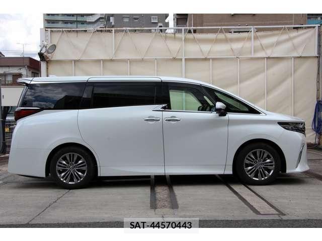 Toyota ALPHARD 2023-10 8740153-24