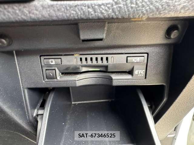 Toyota ALPHARD 2017-09 8740200-9