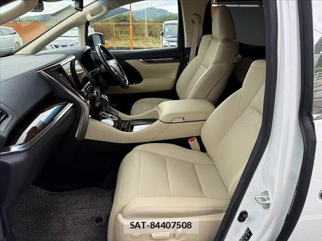 Toyota ALPHARD 2018-03 8779362-16