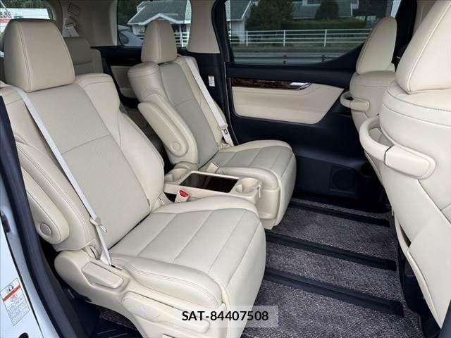 Toyota ALPHARD 2018-03 8779362-17