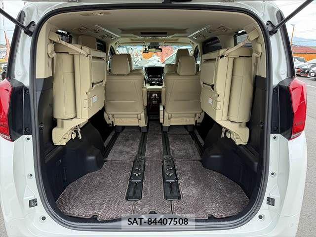 Toyota ALPHARD 2018-03 8779362-22
