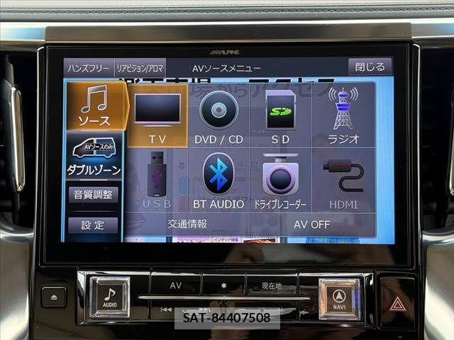 Toyota ALPHARD 2018-03 8779362-23