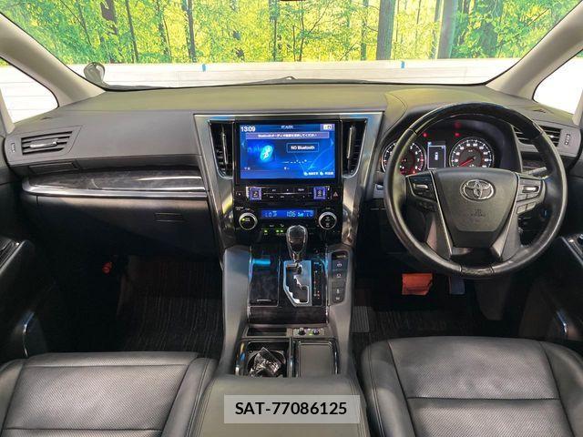 Toyota ALPHARD 2019-05 8779358-1